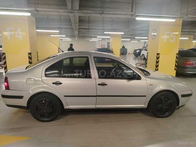 Volkswagen Bora 2001, 300,000 km - 2.0 l - Gəncə