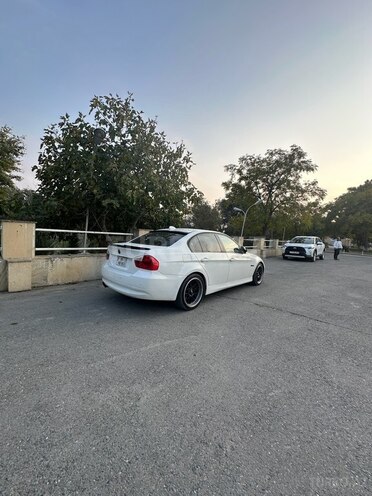 BMW 325-7