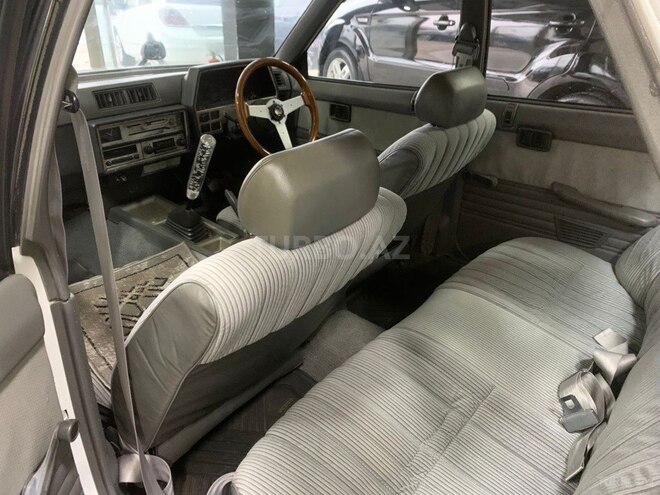 Nissan  1986, 67,900 km - 2.0 l - Bakı