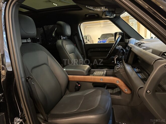 Land Rover Defender 2022, 18,000 km - 3.0 l - Bakı