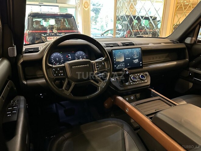 Land Rover Defender 2022, 18,000 km - 3.0 l - Bakı