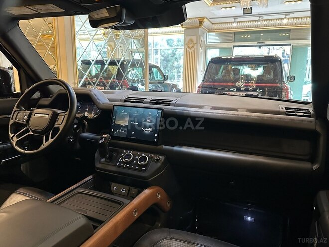 Land Rover Defender 2022, 18,000 km - 3.0 l - Bakı