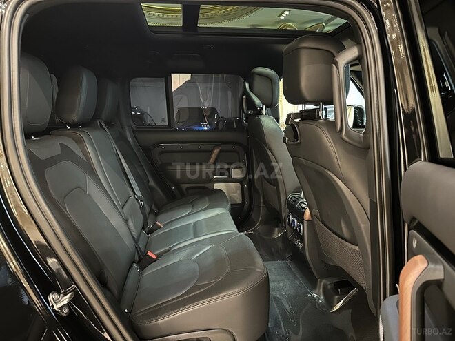 Land Rover Defender 2022, 18,000 km - 3.0 l - Bakı