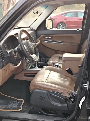 Jeep Cherokee 2011, 255,000 km - 3.7 l - Göyçay