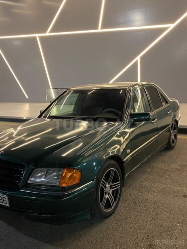 Mercedes C 240 1998, 304,000 km - 2.4 л - Bakı