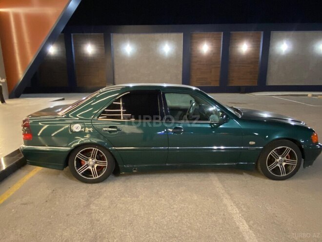 Mercedes C 240 1998, 304,000 km - 2.4 л - Bakı