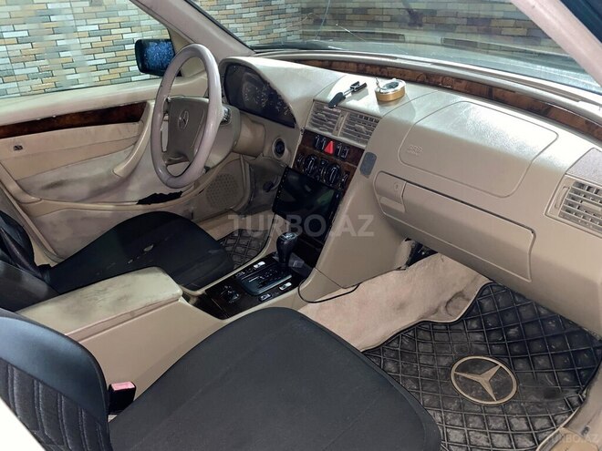 Mercedes C 240 1998, 304,000 km - 2.4 л - Bakı