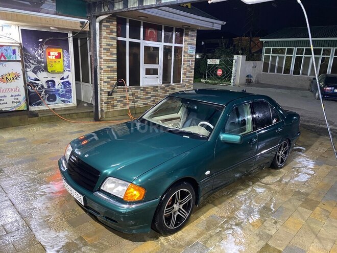 Mercedes C 240 1998, 304,000 km - 2.4 л - Bakı