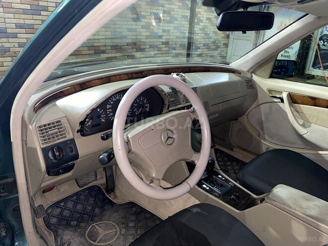 Mercedes C 240 1998, 304,000 km - 2.4 л - Bakı