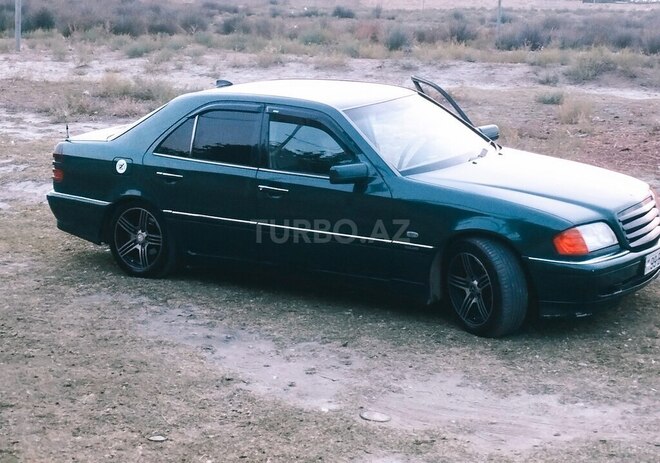 Mercedes C 240 1998, 304,000 km - 2.4 л - Bakı