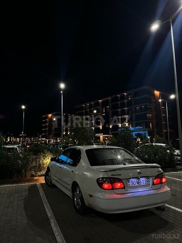 Nissan Maxima-2