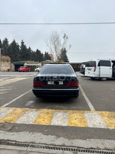 Mercedes E 270 2000, 476,000 km - 2.7 l - Bakı