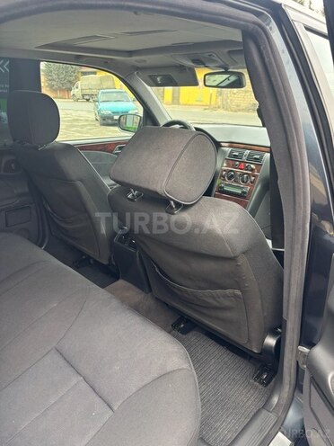 Mercedes E 270 2000, 476,000 km - 2.7 l - Bakı