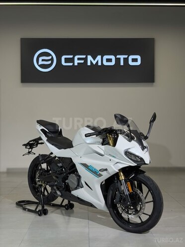 CFMOTO 250 SR-1