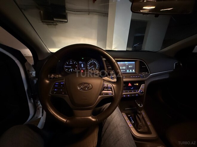 Hyundai Avante 2016, 120,600 km - 1.6 l - Bakı
