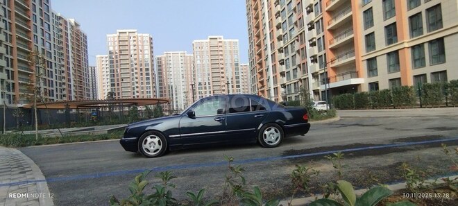 Mercedes E 280 1996, 462,465 km - 2.8 l - Bakı