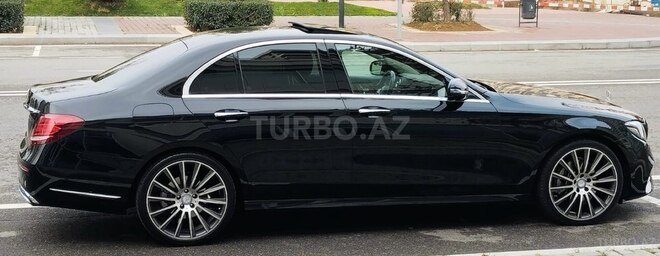 Mercedes E 220 d 4MATIC 2019, 93,000 km - 2.1 l - Bakı