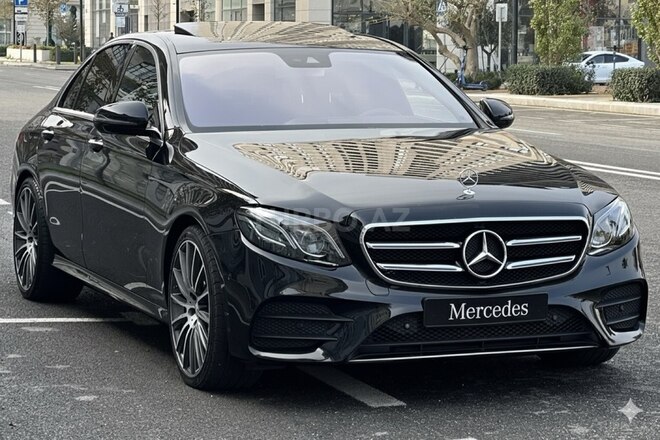 Mercedes E 220 d 4MATIC 2019, 93,000 km - 2.1 l - Bakı