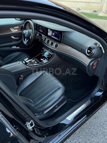 Mercedes E 220 d 4MATIC 2019, 93,000 km - 2.1 l - Bakı
