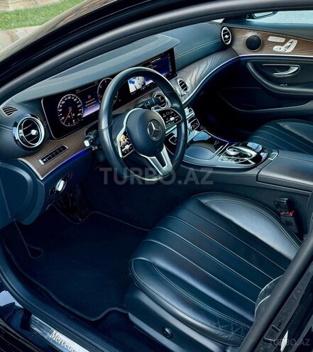 Mercedes E 220 d 4MATIC 2019, 93,000 km - 2.1 l - Bakı