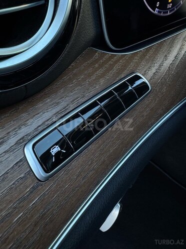Mercedes E 220 d 4MATIC 2019, 93,000 km - 2.1 l - Bakı
