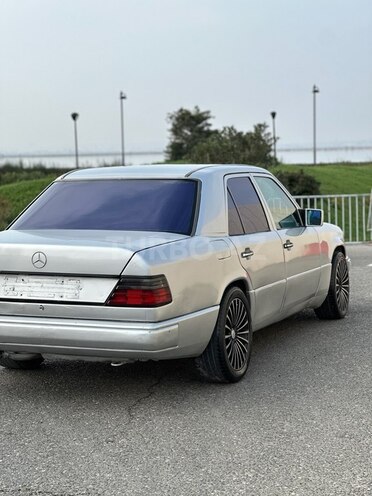Mercedes 220 E 1993, 360,000 km - 2.2 l - Bakı