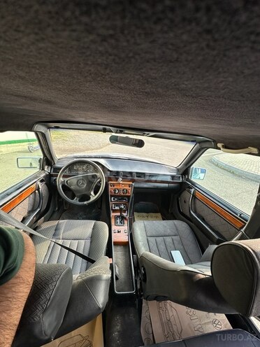 Mercedes 220 E 1993, 360,000 km - 2.2 l - Bakı
