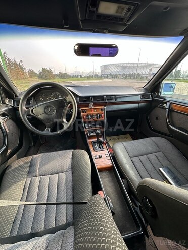 Mercedes 220 E 1993, 360,000 km - 2.2 l - Bakı