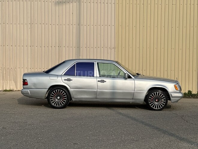 Mercedes 220 E 1993, 360,000 km - 2.2 l - Bakı