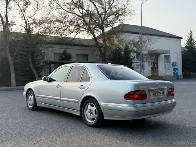 Mercedes E 220 2000, 400,000 km - 2.2 l - Bakı
