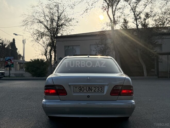 Mercedes E 220 2000, 400,000 km - 2.2 l - Bakı
