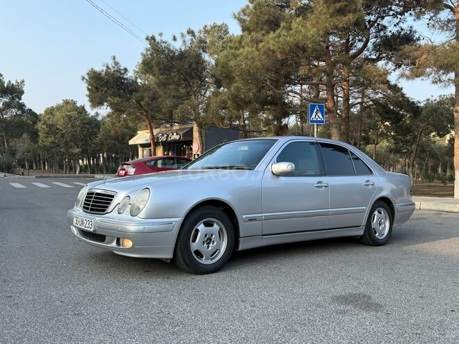 Mercedes E 220 2000, 400,000 km - 2.2 l - Bakı