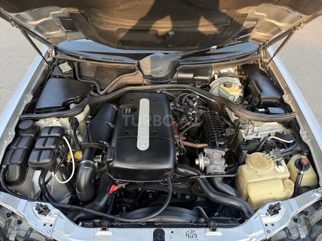 Mercedes E 220 2000, 400,000 km - 2.2 l - Bakı