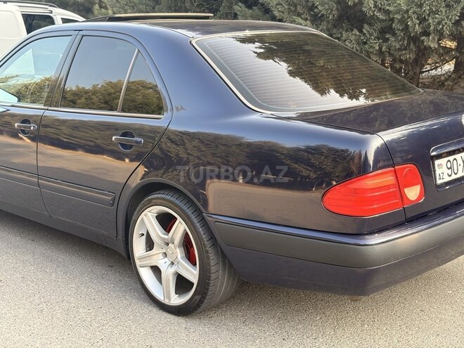 Mercedes E 240 1998, 400,000 km - 2.4 l - Göyçay