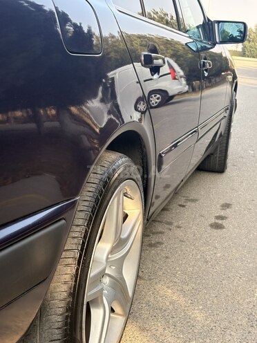 Mercedes E 240 1998, 400,000 km - 2.4 l - Göyçay