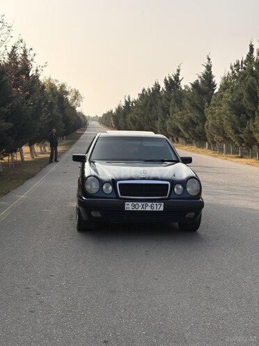 Mercedes E 240 1998, 400,000 km - 2.4 l - Göyçay