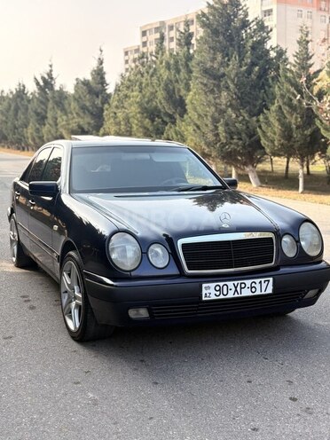 Mercedes E 240 1998, 400,000 km - 2.4 l - Göyçay