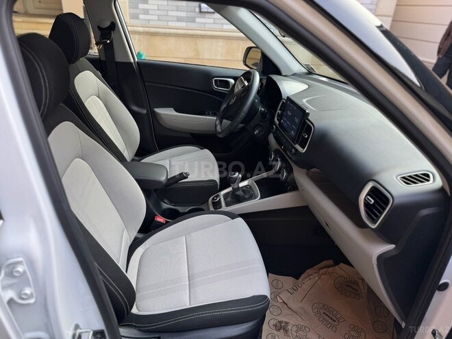 Hyundai Venue 2022, 22,000 km - 1.6 l - Bakı