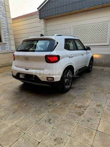 Hyundai Venue 2022, 22,000 km - 1.6 l - Bakı