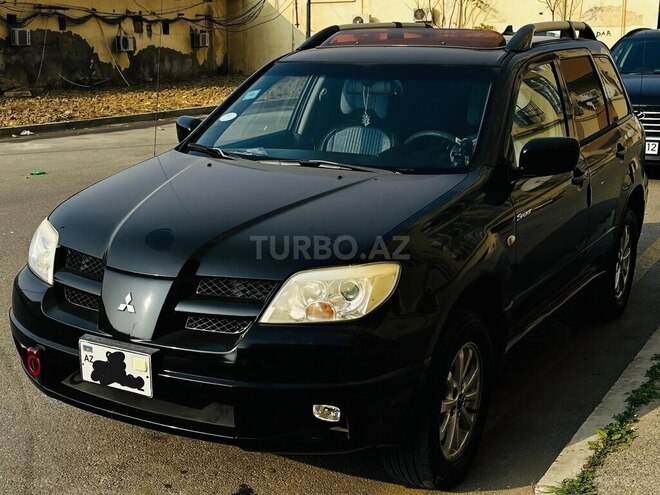 Mitsubishi Outlander 2003, 215,652 km - 2.4 л - Bakı