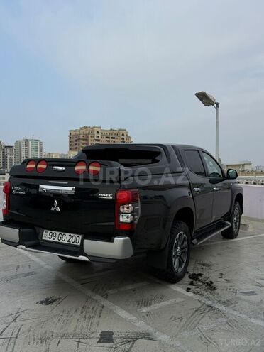 Mitsubishi L200 2020, 225,000 km - 2.4 л - Bakı