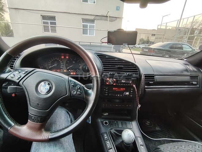 BMW 323 1997, 450,000 km - 2.5 l - Bakı