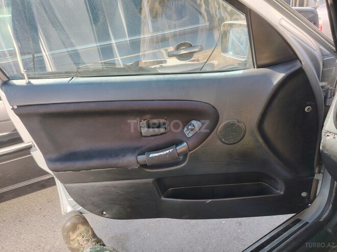 BMW 323 1997, 450,000 km - 2.5 l - Bakı
