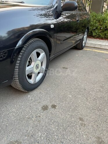 Nissan Sunny 2010, 380,000 km - 1.6 l - Bakı