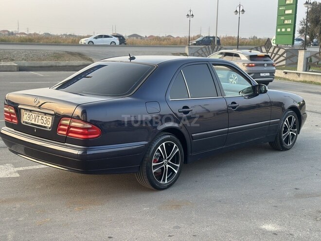 Mercedes E 240 1997, 521,123 km - 2.4 l - Bakı