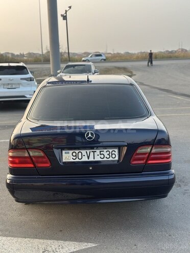 Mercedes E 240 1997, 521,123 km - 2.4 l - Bakı