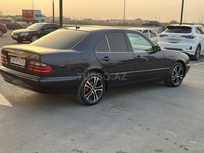 Mercedes E 240 1997, 521,123 km - 2.4 l - Bakı