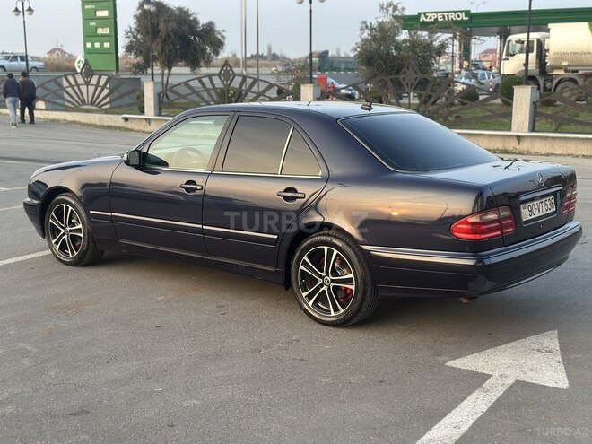 Mercedes E 240 1997, 521,123 km - 2.4 l - Bakı