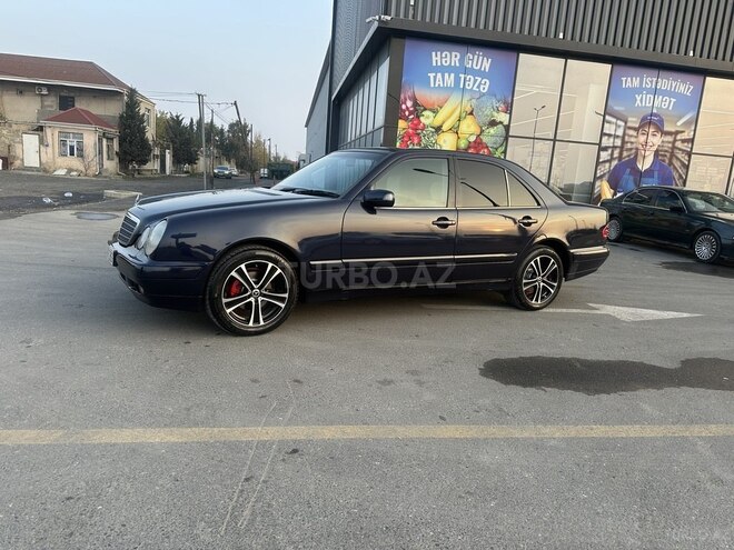 Mercedes E 240 1997, 521,123 km - 2.4 l - Bakı
