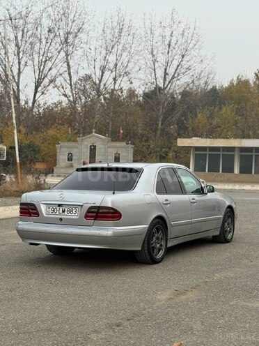 Mercedes E 240 2000, 400,000 km - 2.4 l - Bakı